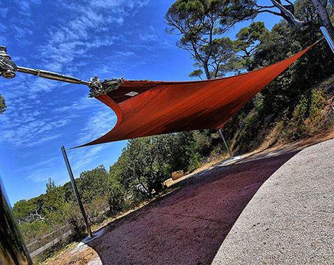 voile d'ombrage pour voiture